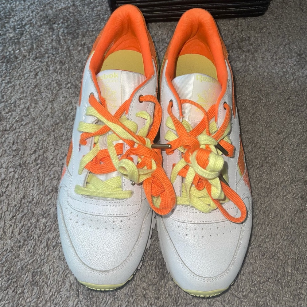 montana cans reebok classics